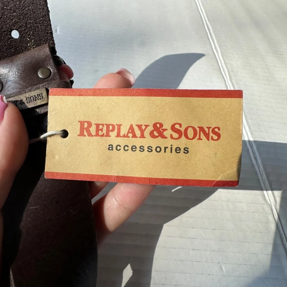 Replay & sons leather boy’s belt 26” NWT bold look⚡️